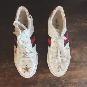 White star sneaks